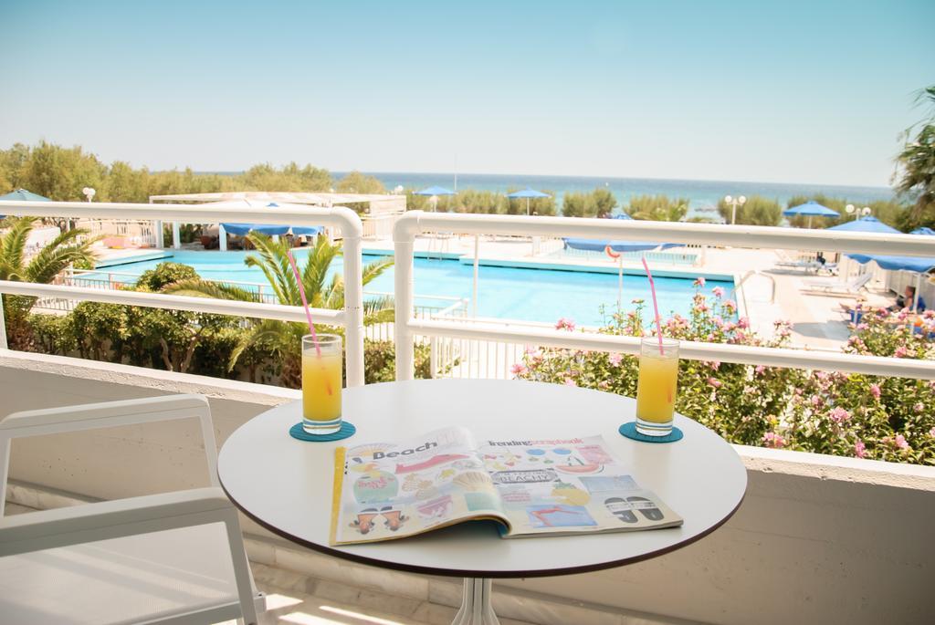 Kouros Seasight Hotel Pythagóreion Extérieur photo